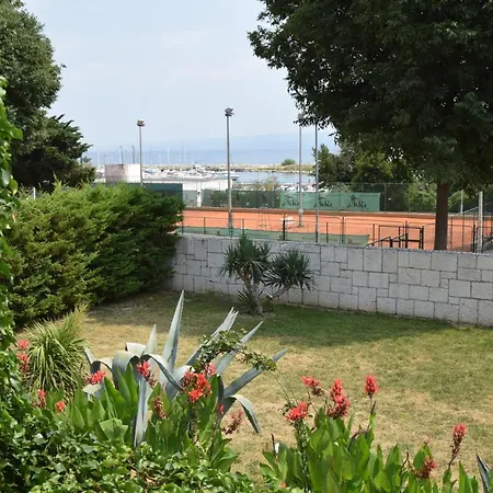 Beach Villa At Top Location. Very Central Area Split