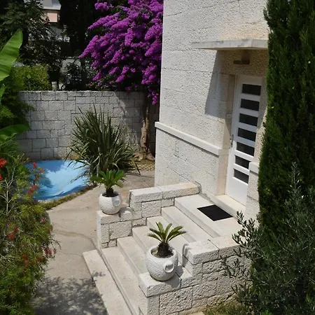 Beach Villa At Top Location. Very Central Area Villa Split